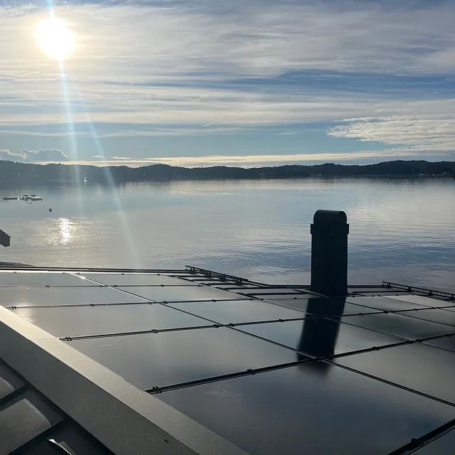 Solceller integrert i båndtekking