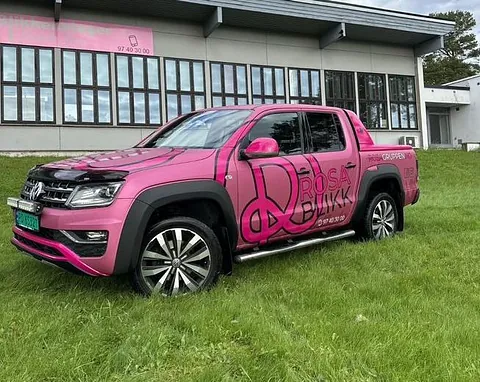 Rosa arbeidsbil
